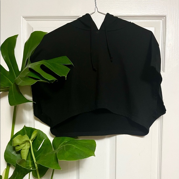 HOODED CROP NO SLEEVE THROW OVER - Picture 2 of 3